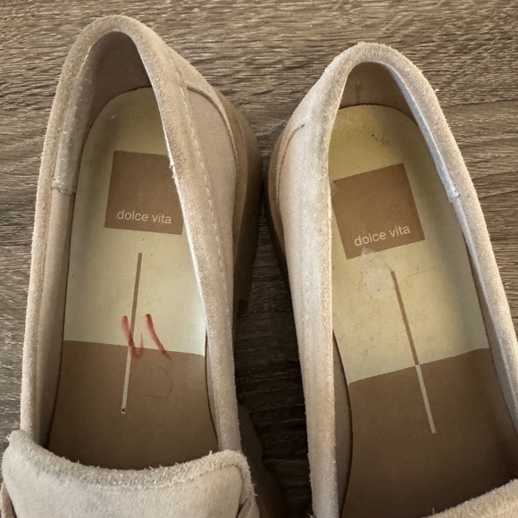 Dolce Vita Elias Flats, Dune Suede, Size 7.5 - Picture 6 of 9
